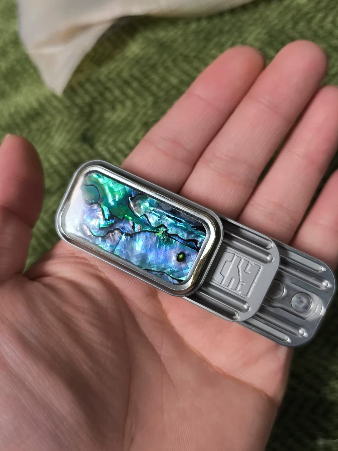Thumb 3