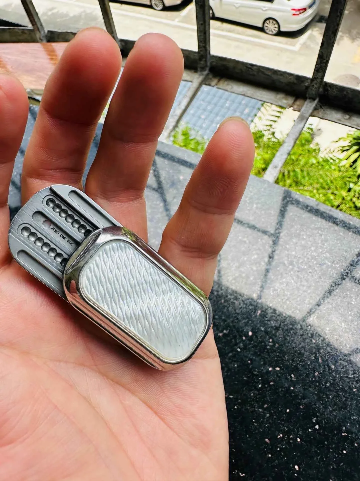 Thumb 5