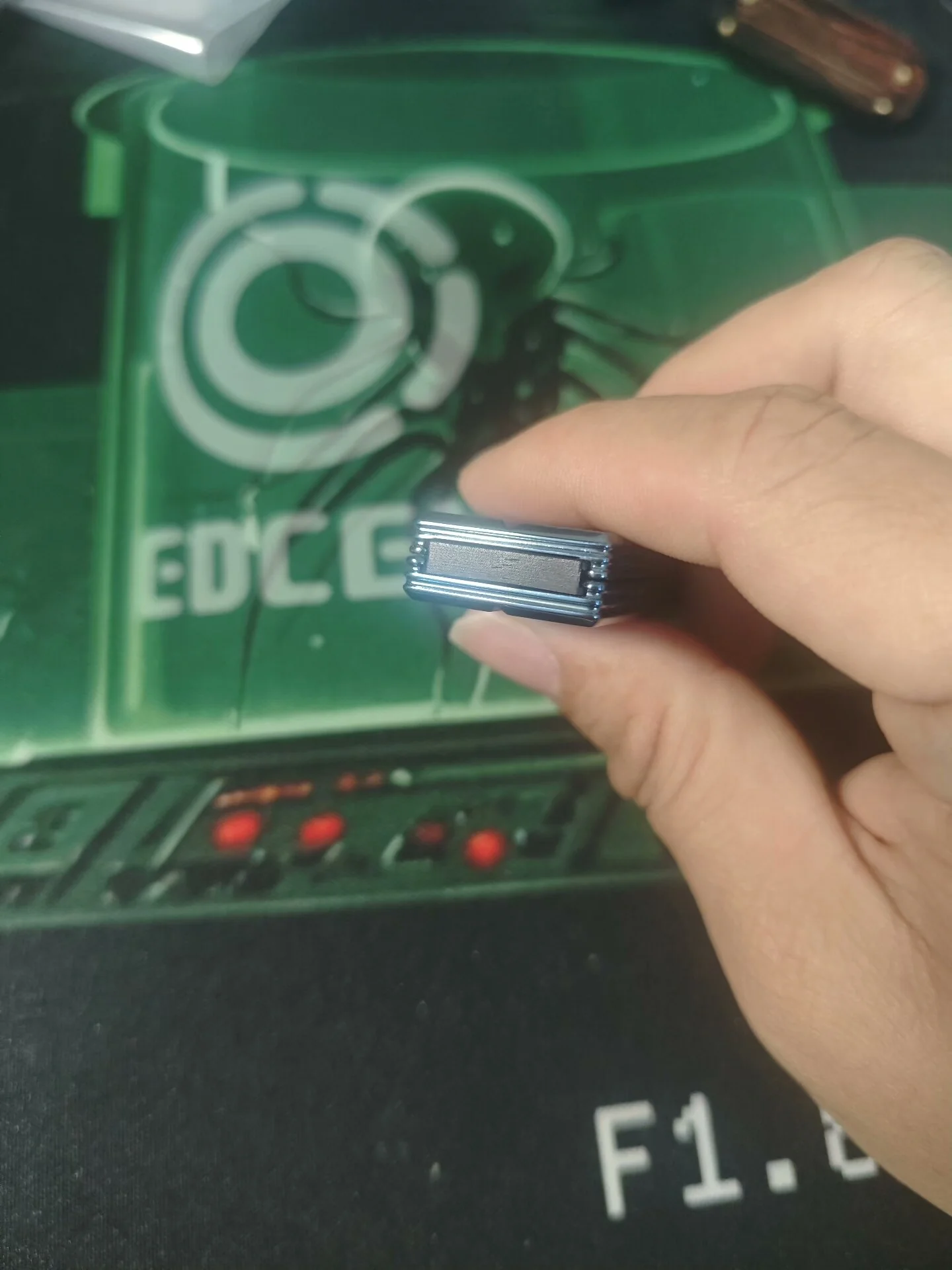 Thumb 4