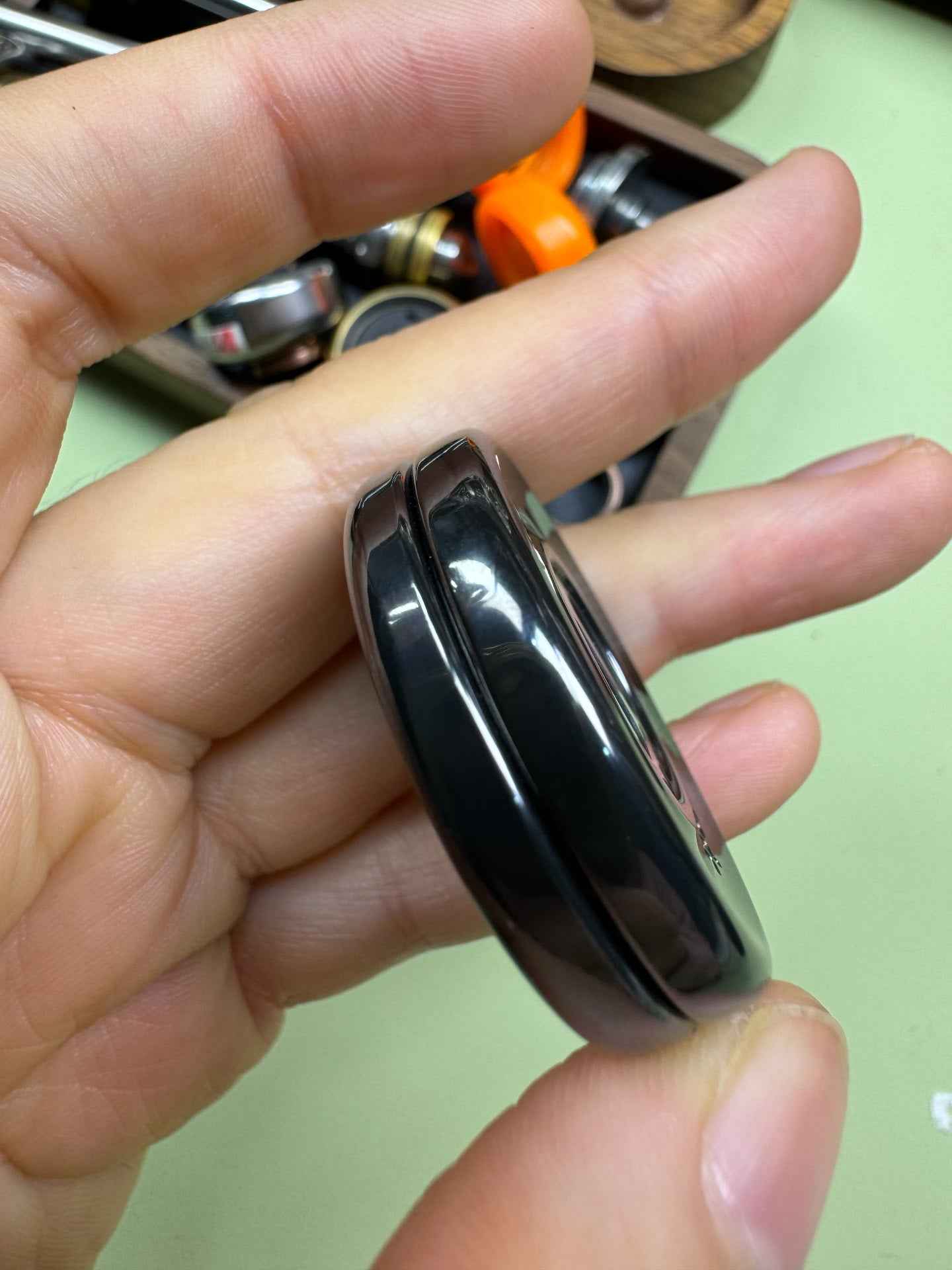 Thumb 5