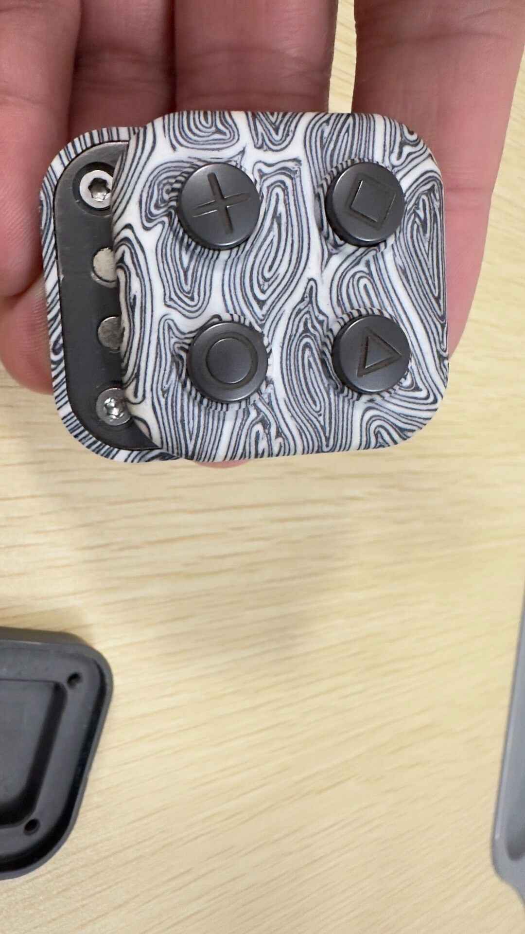 Thumb 2