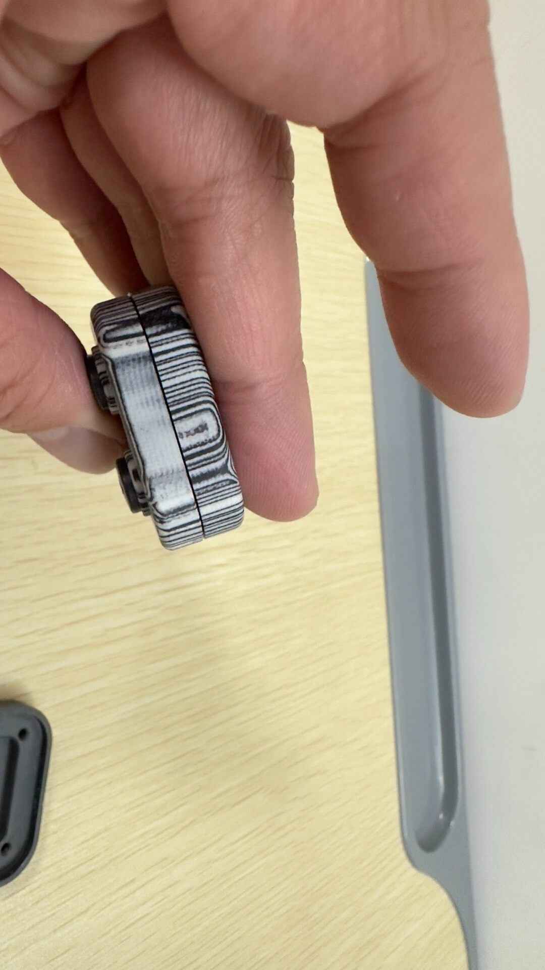 Thumb 5