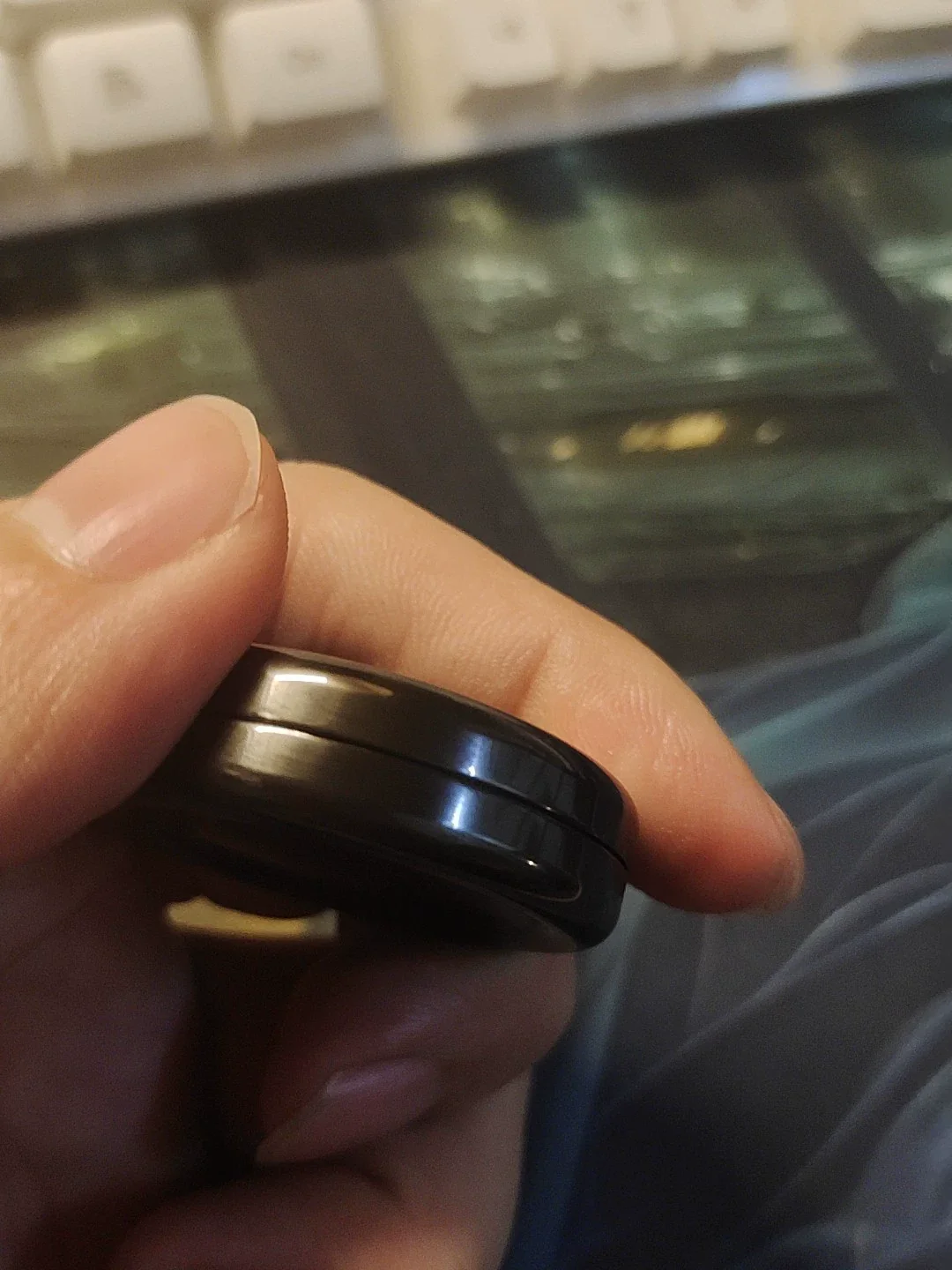 Thumb 5