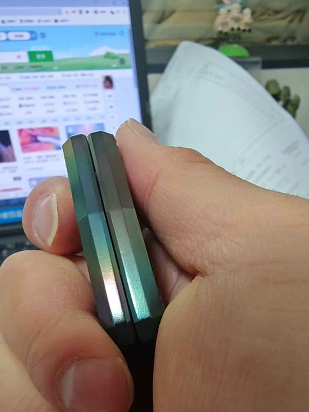 Thumb 5