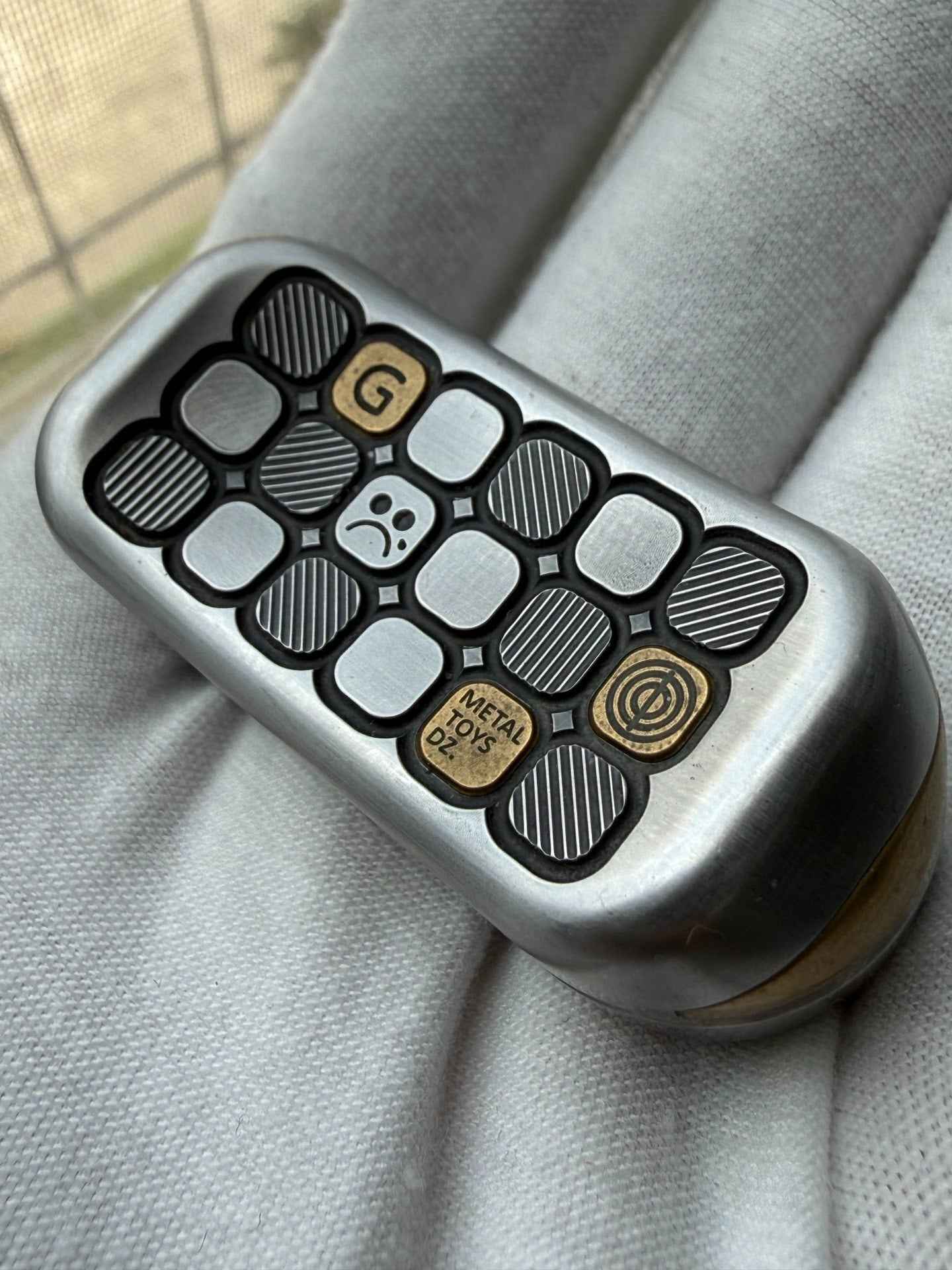 Thumb 5