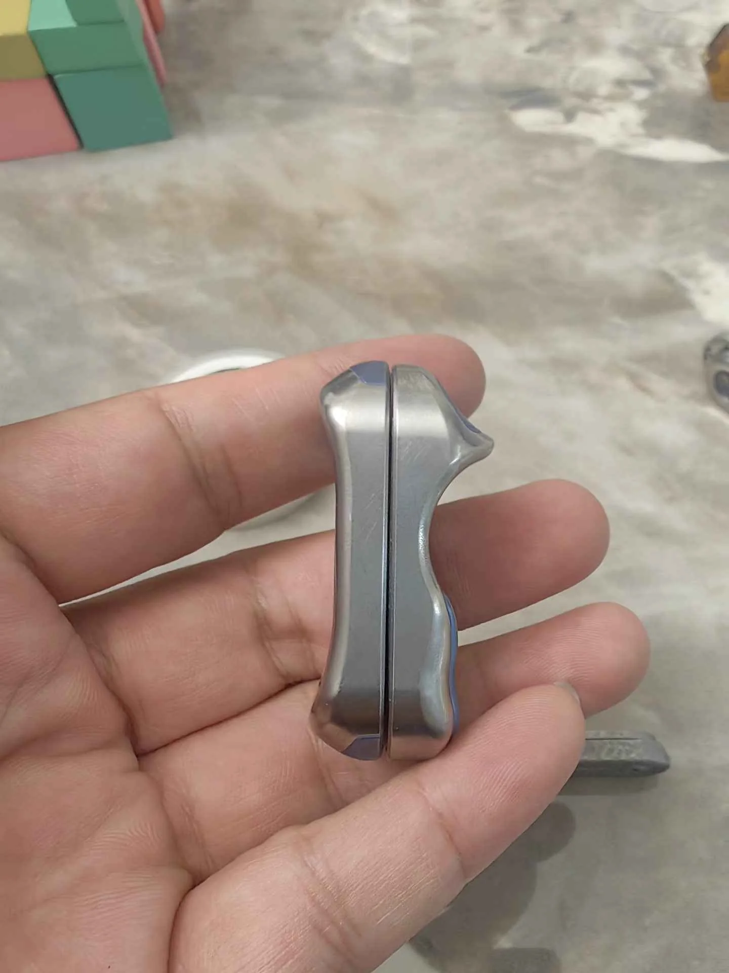 Thumb 2