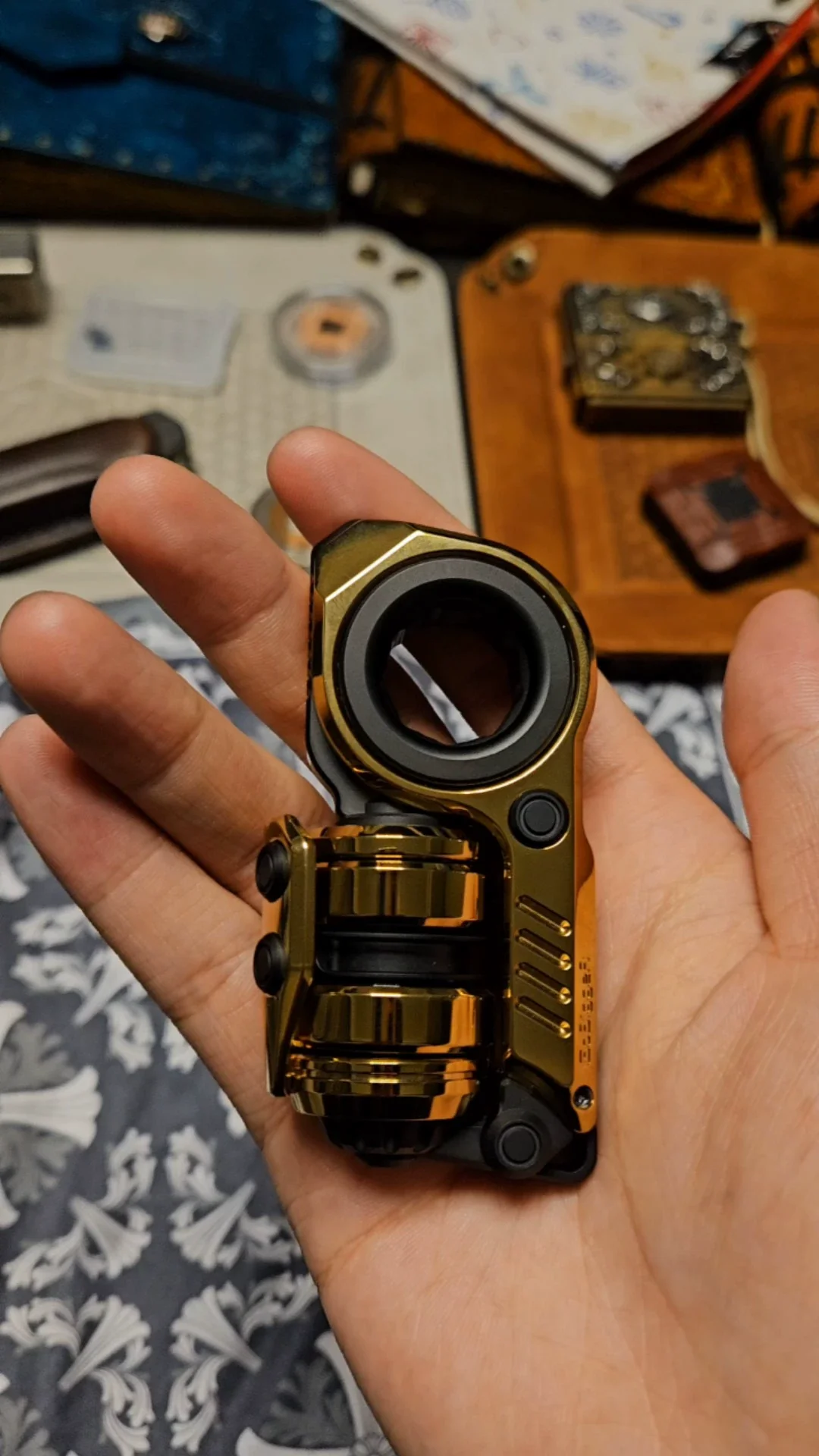Thumbnail 1