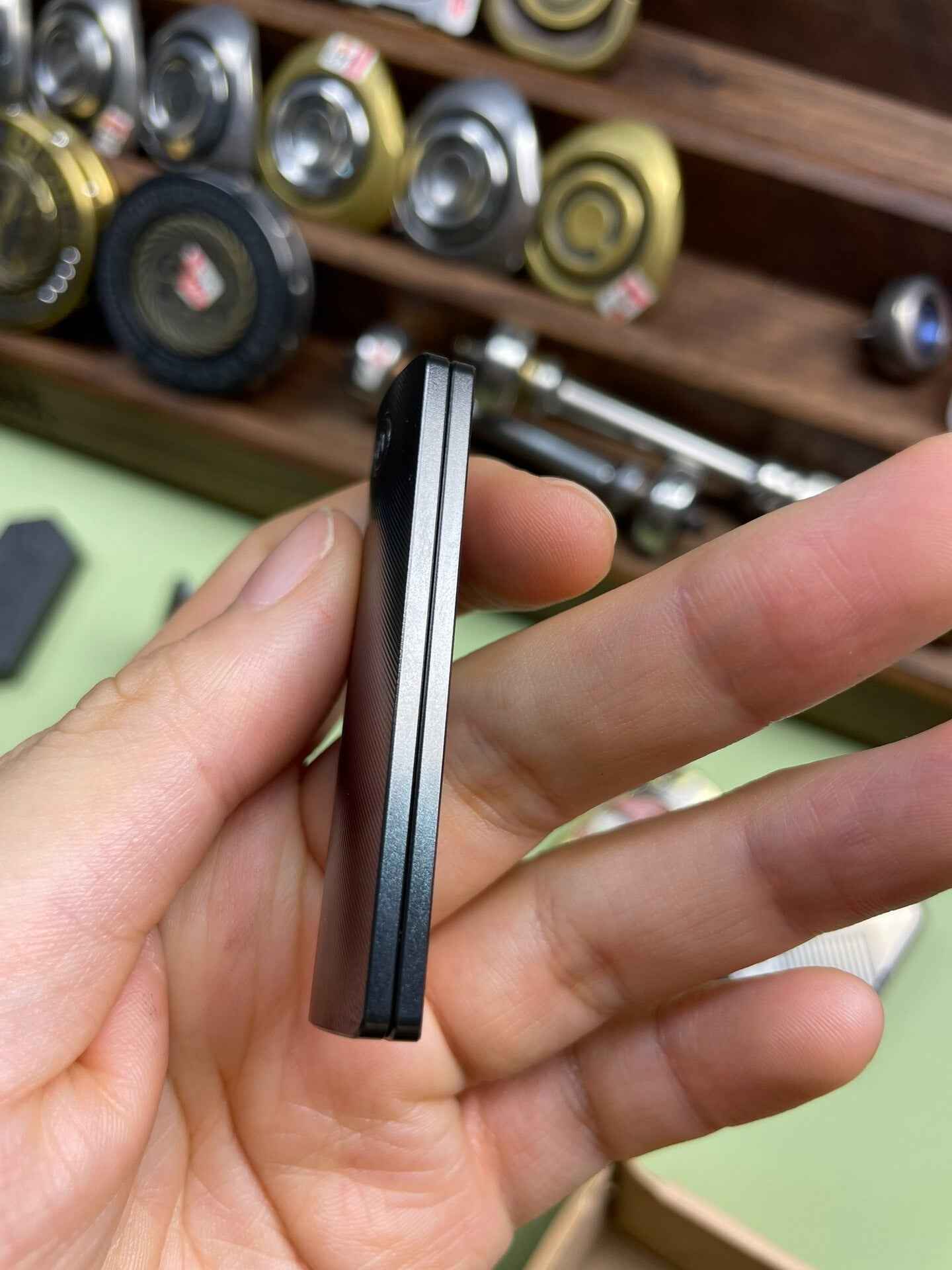 Thumb 4