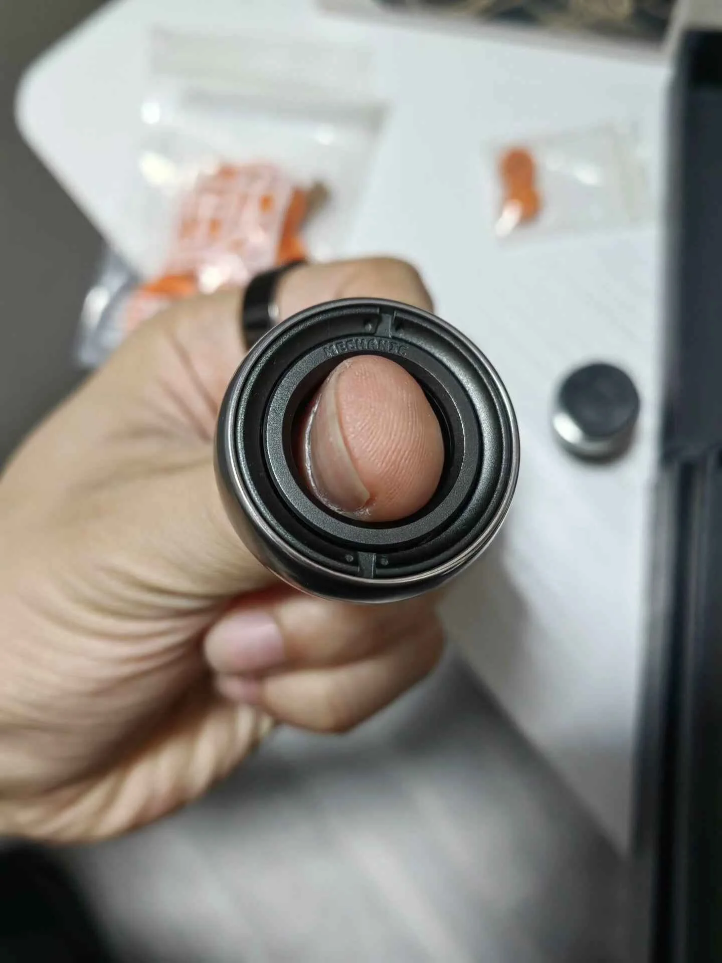 Thumb 2