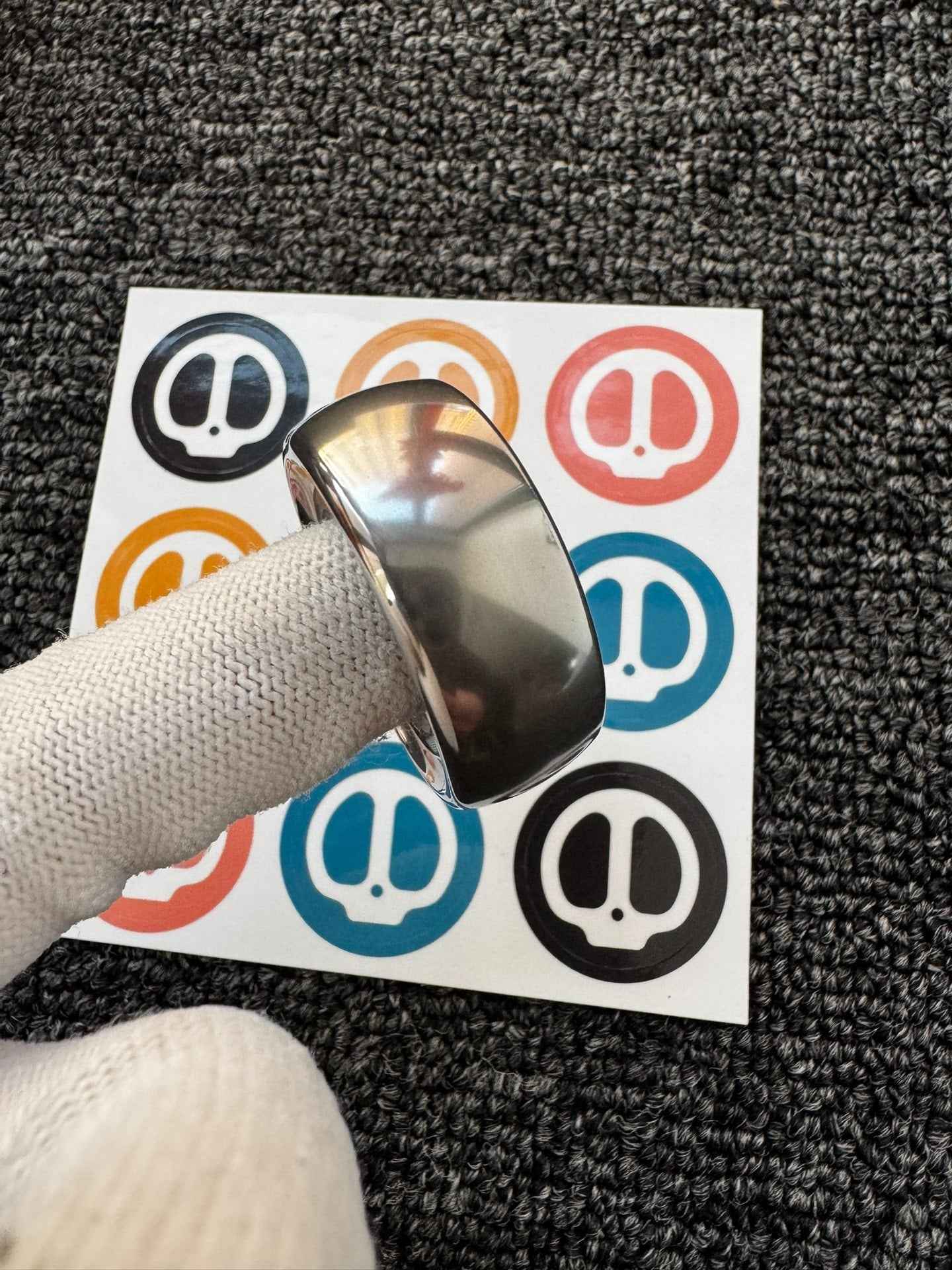 Thumb 4