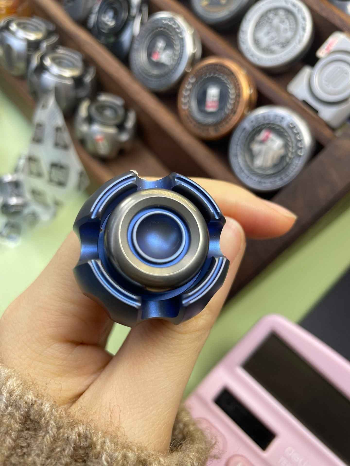 Thumb 2