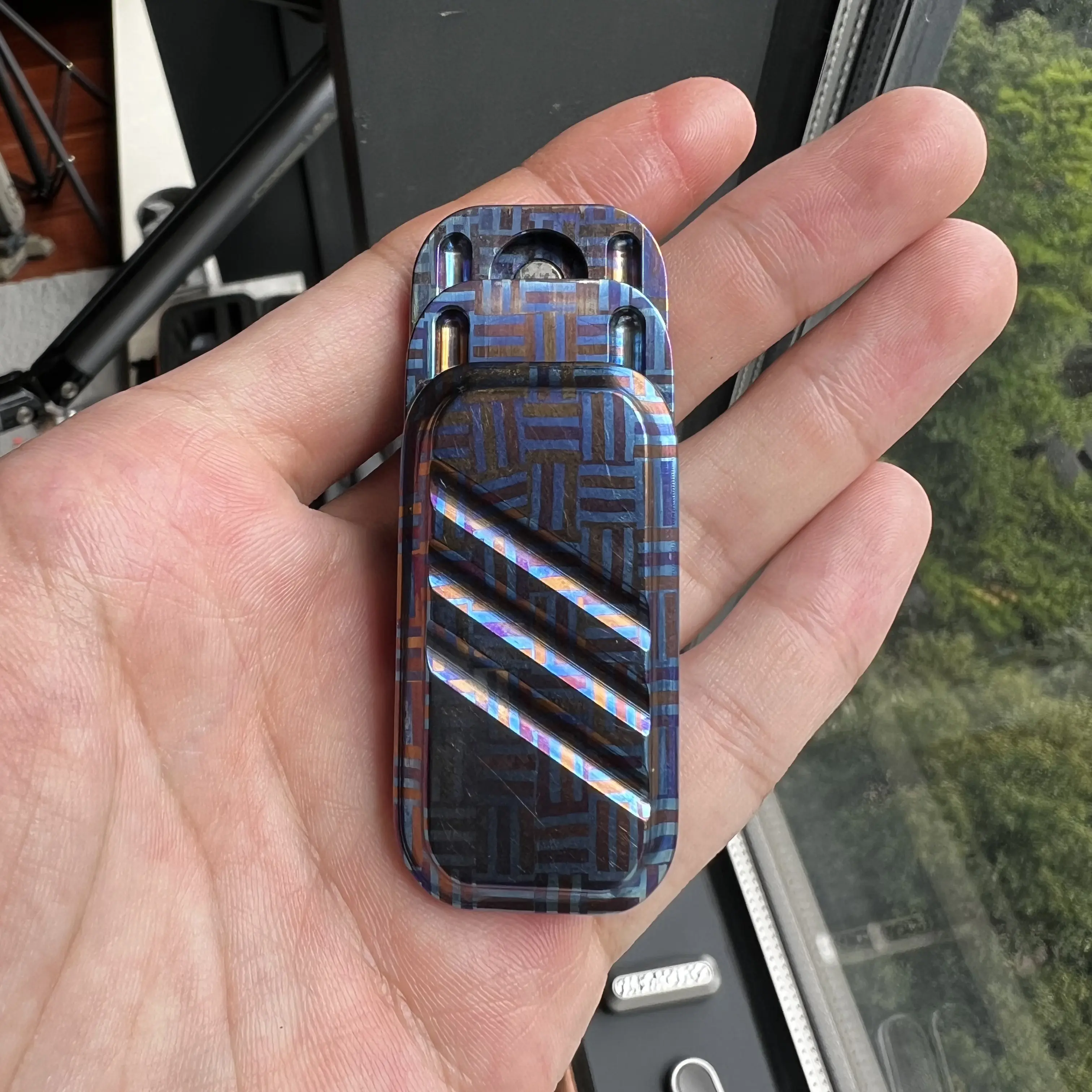Thumb 5