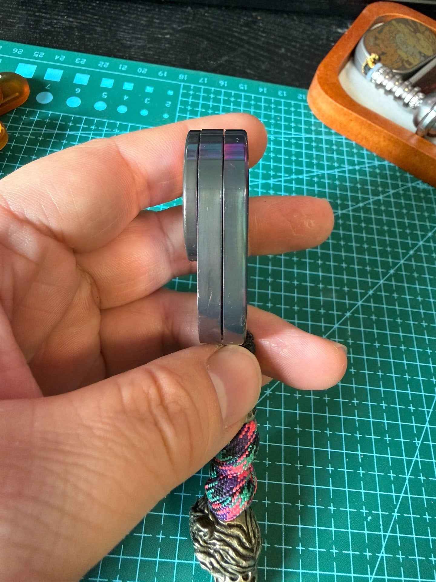 Thumb 4