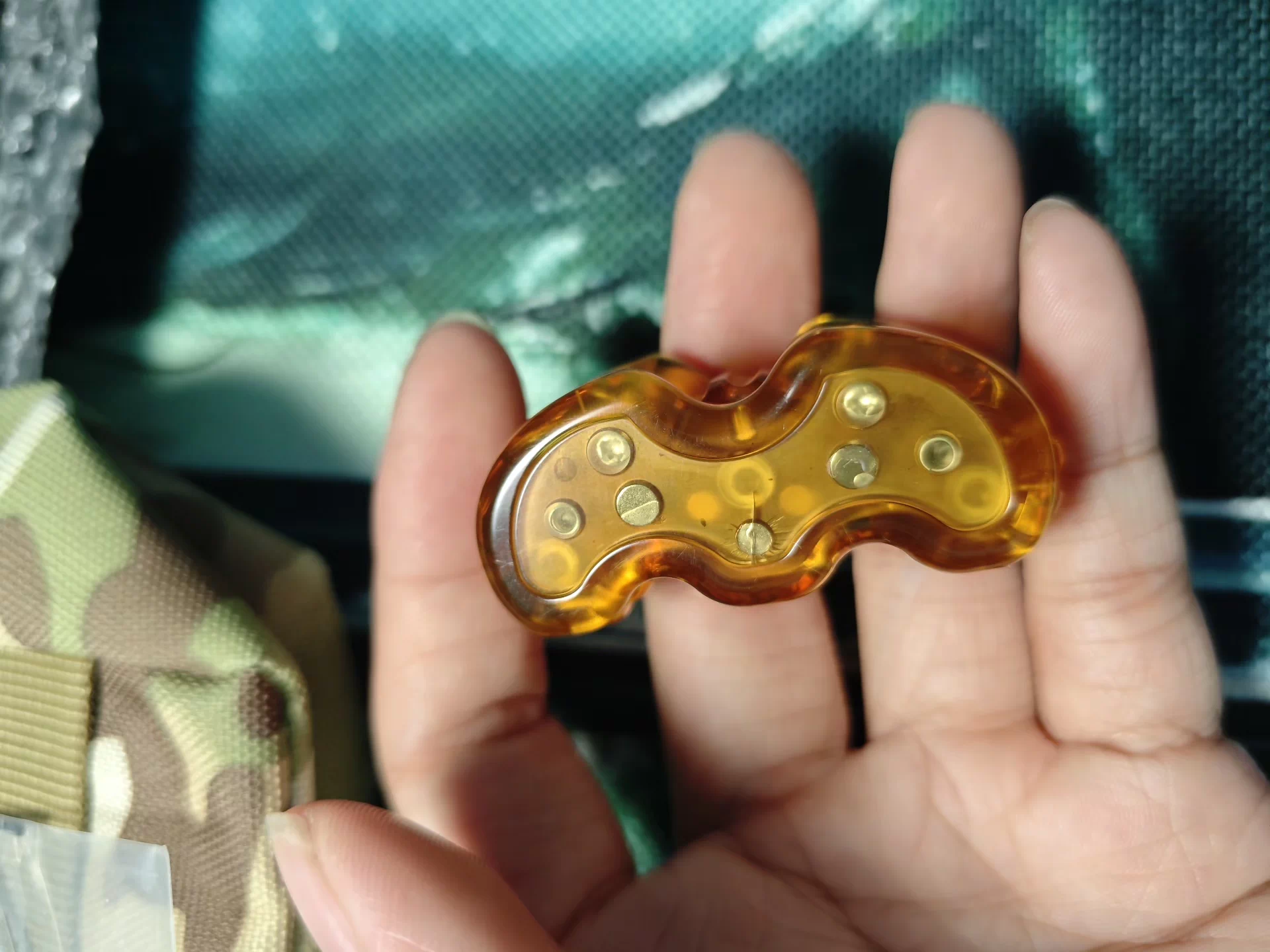 Thumb 5