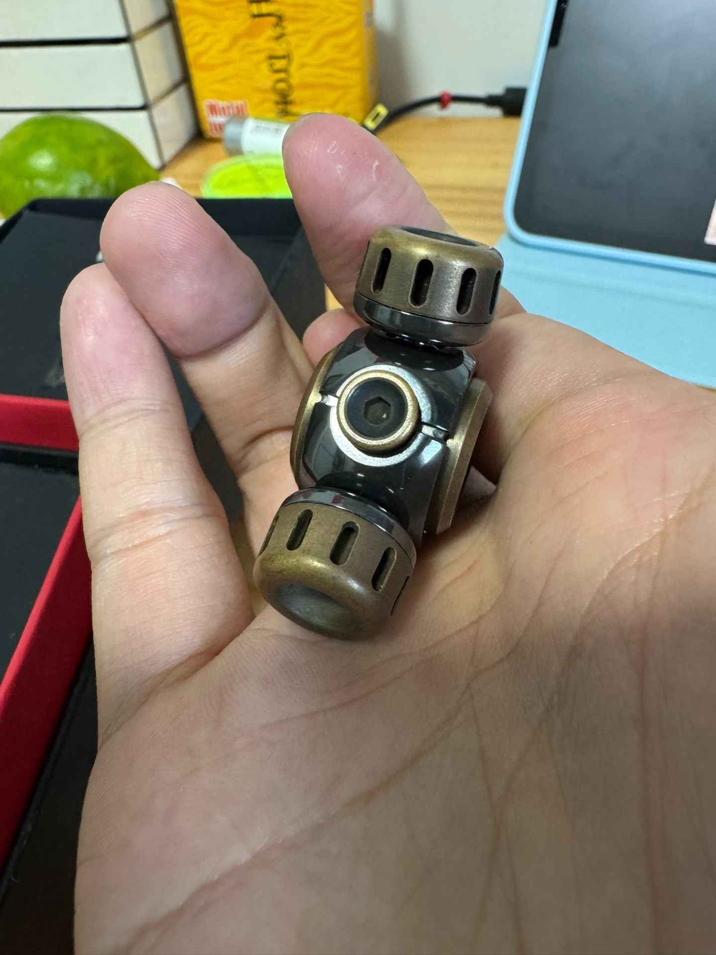 Thumb 5