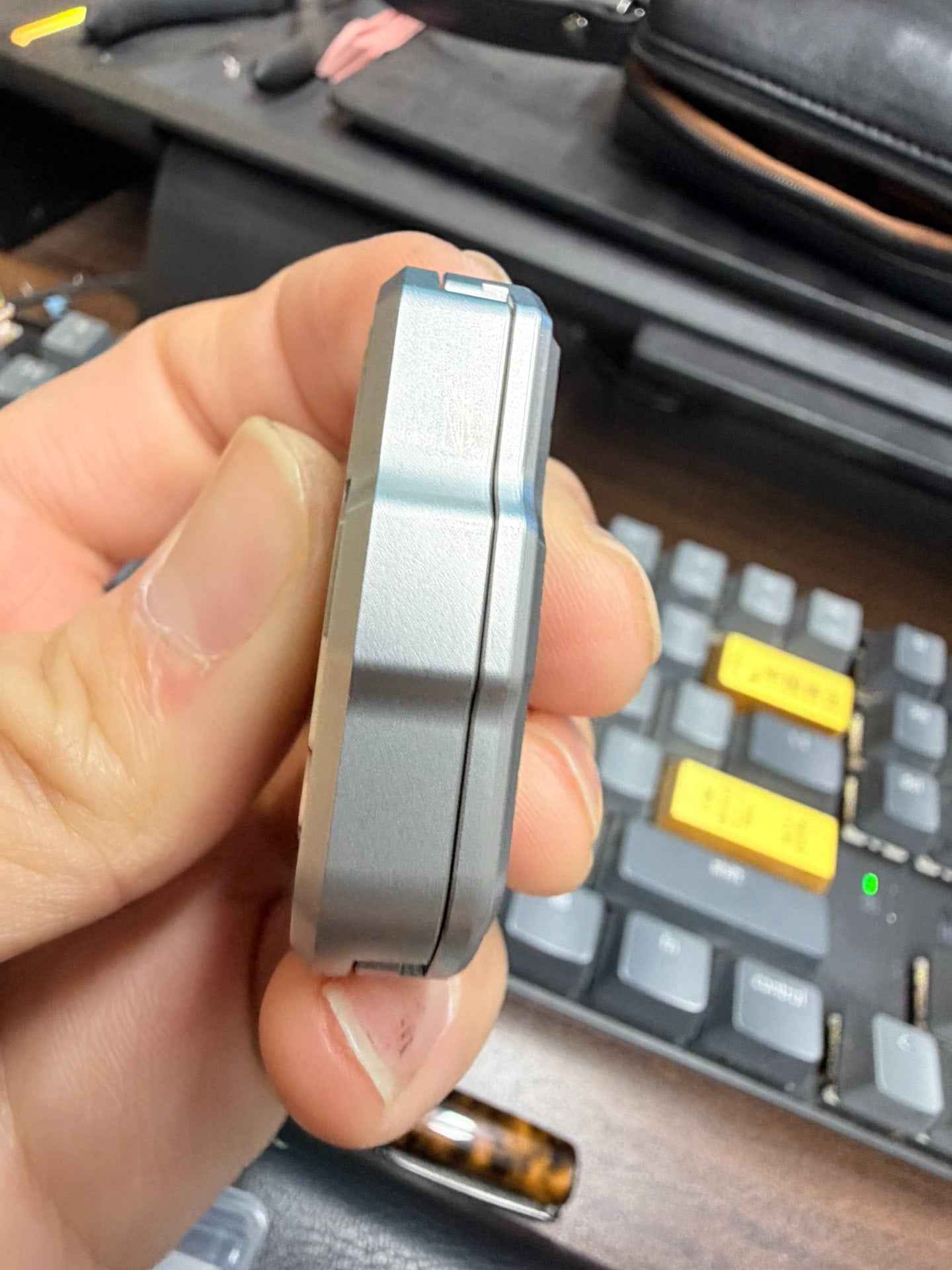 Thumb 4