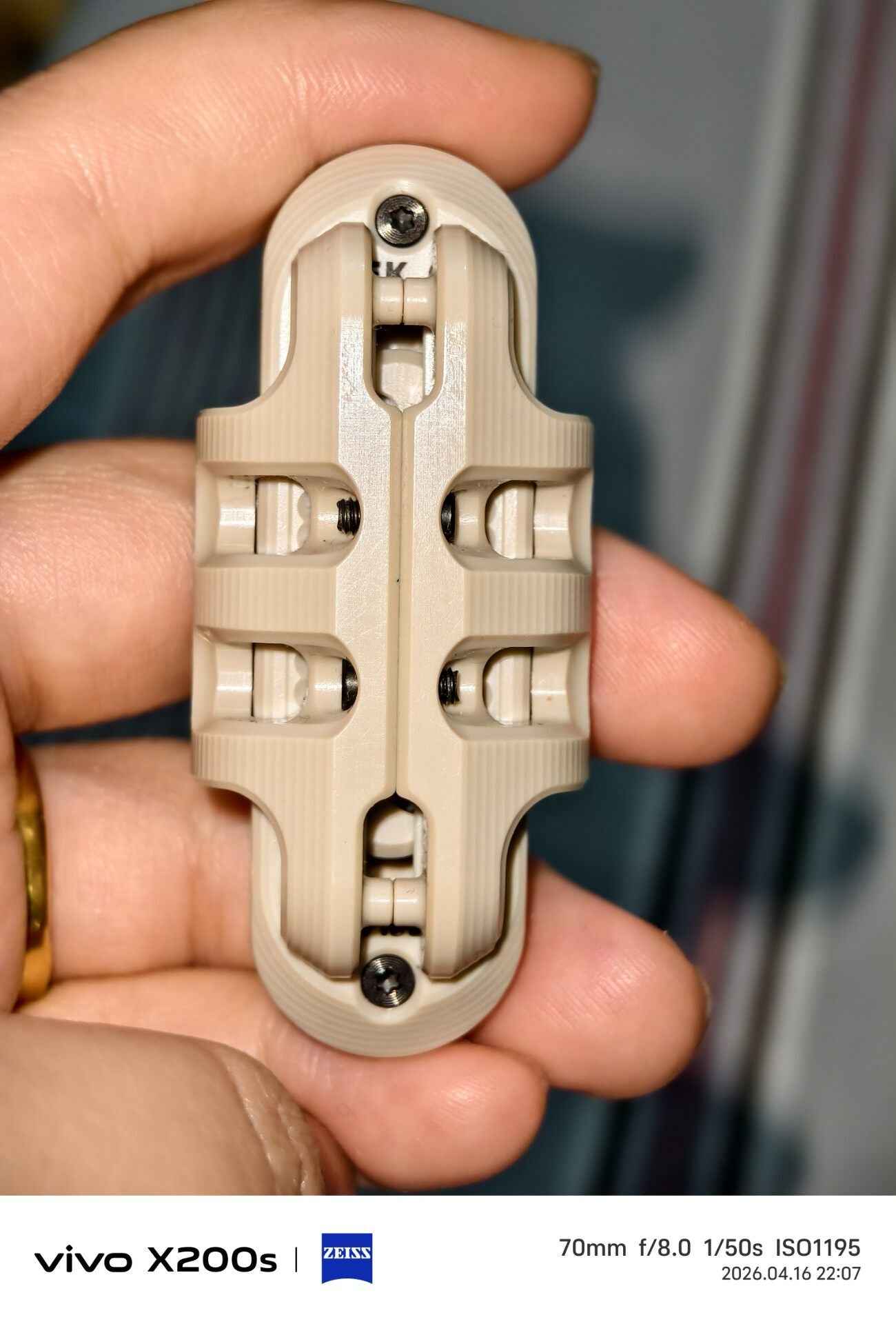 Thumb 2