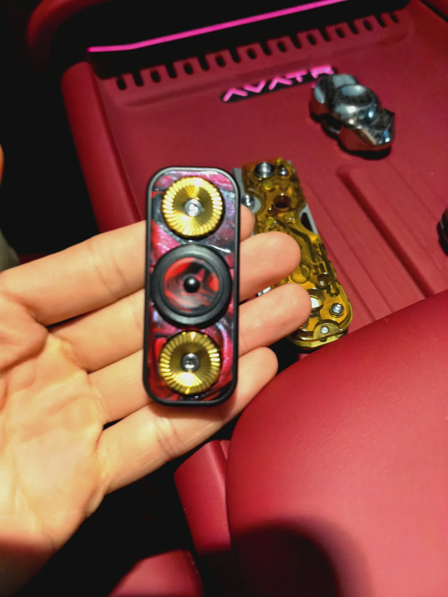 Thumb 2