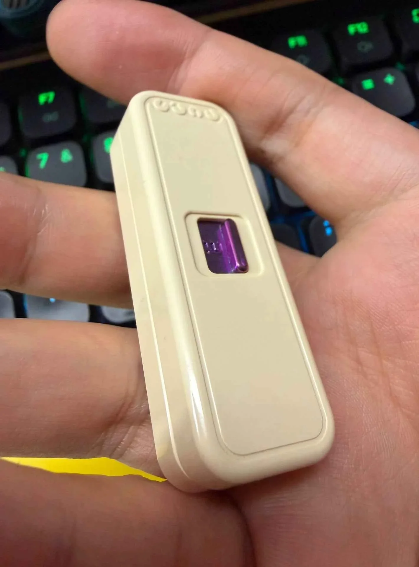 Thumb 4